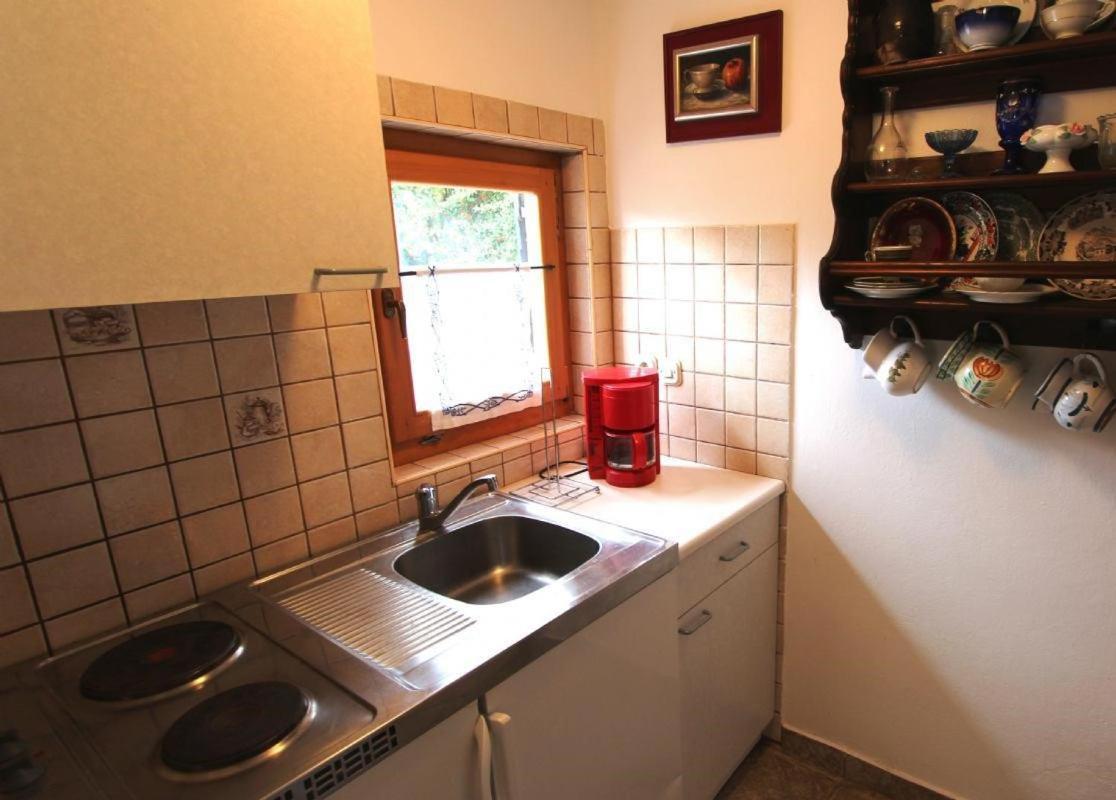 Apartmani Puric Малинска Экстерьер фото