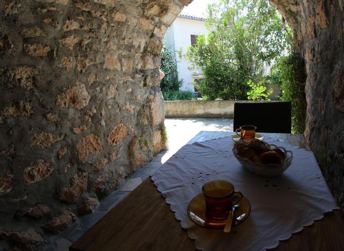 Apartmani Puric Малинска Экстерьер фото