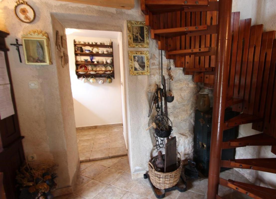 Apartmani Puric Малинска Экстерьер фото